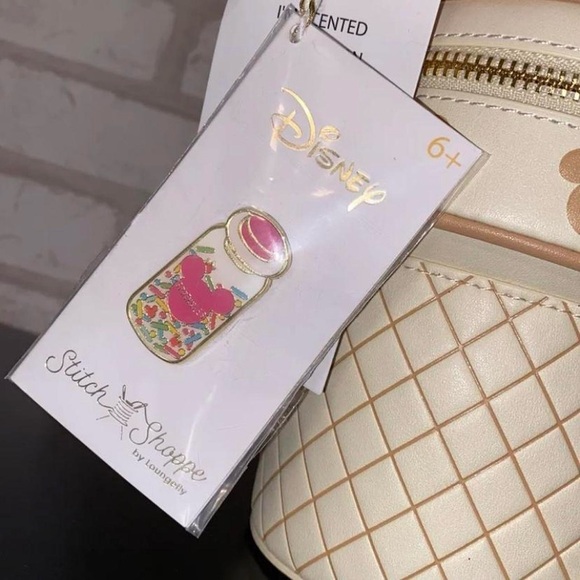 LOUNGEFLY STITCH SHOPPE MINNIE MOUSE SOFT SERVE CREAM CROSSBODY BAG - Picture 2 of 8